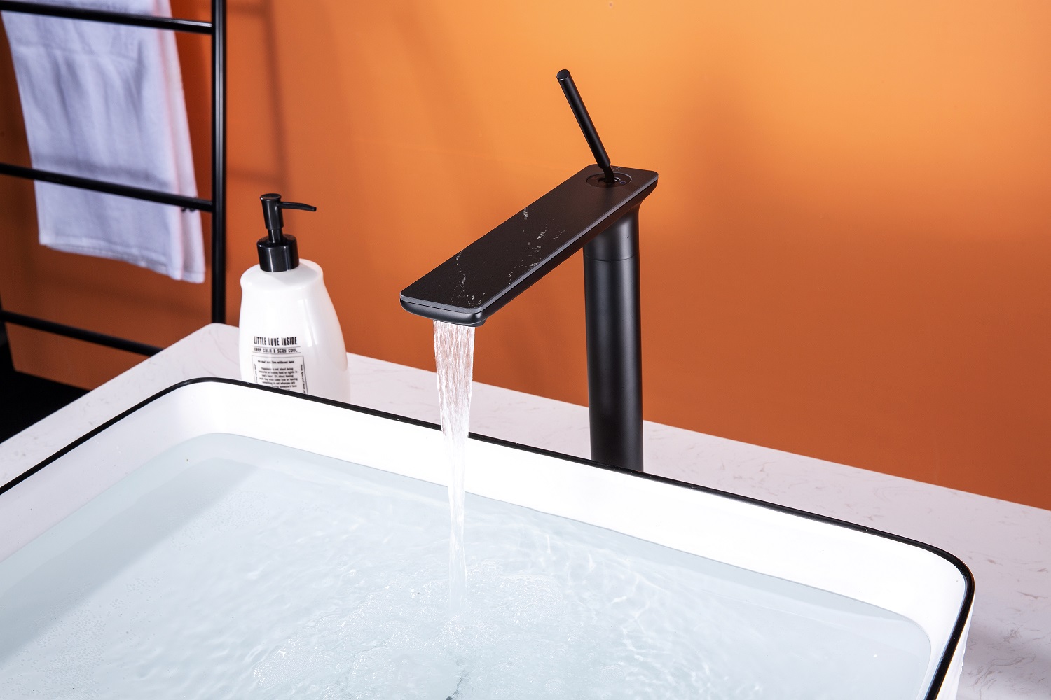 lumin&aacute;rias de pia