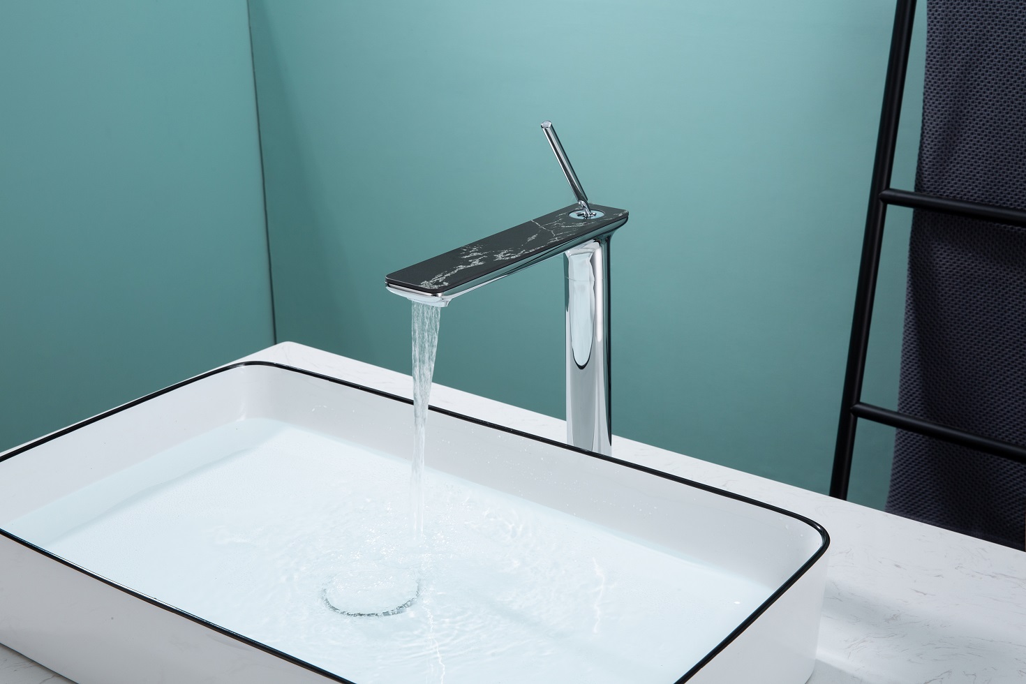 torneira de lat&atilde;o