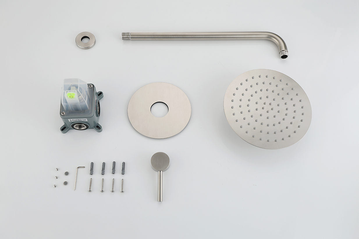 Misturador de chuveiro na parede 