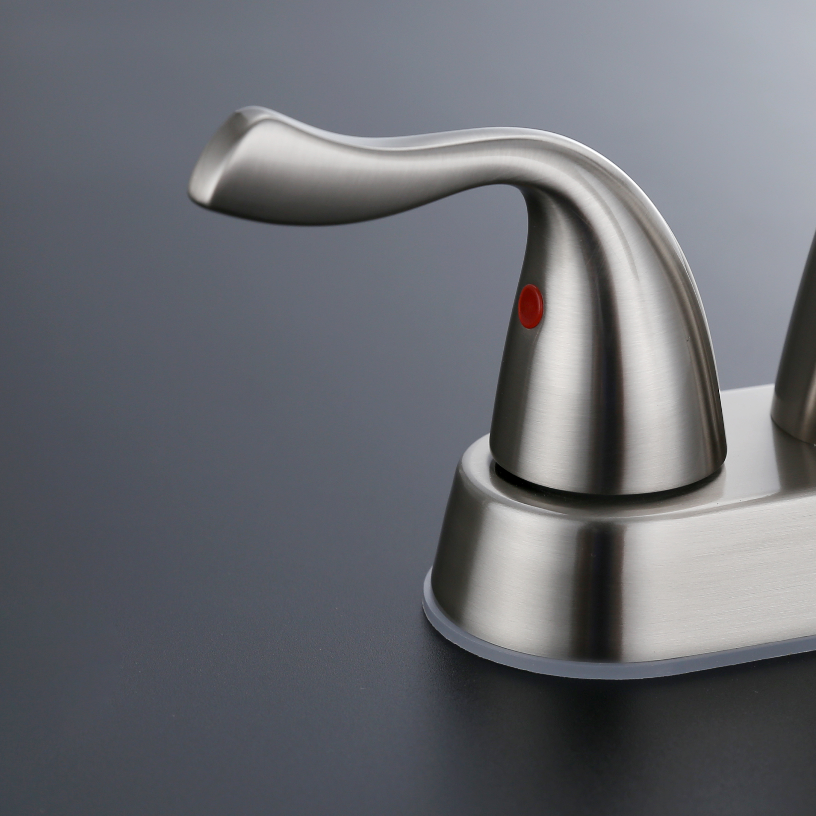 torneira de ouro allen e roth