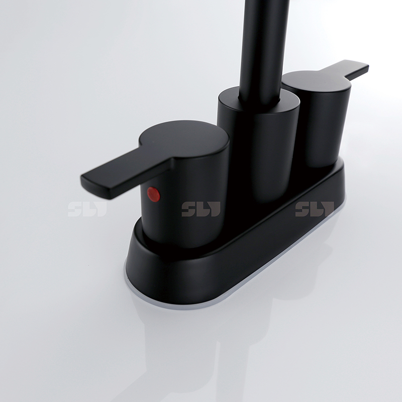 Sly Cupc Hot Selling Double Handle Chrome Basin Torneiras para lavatório do banheiro
