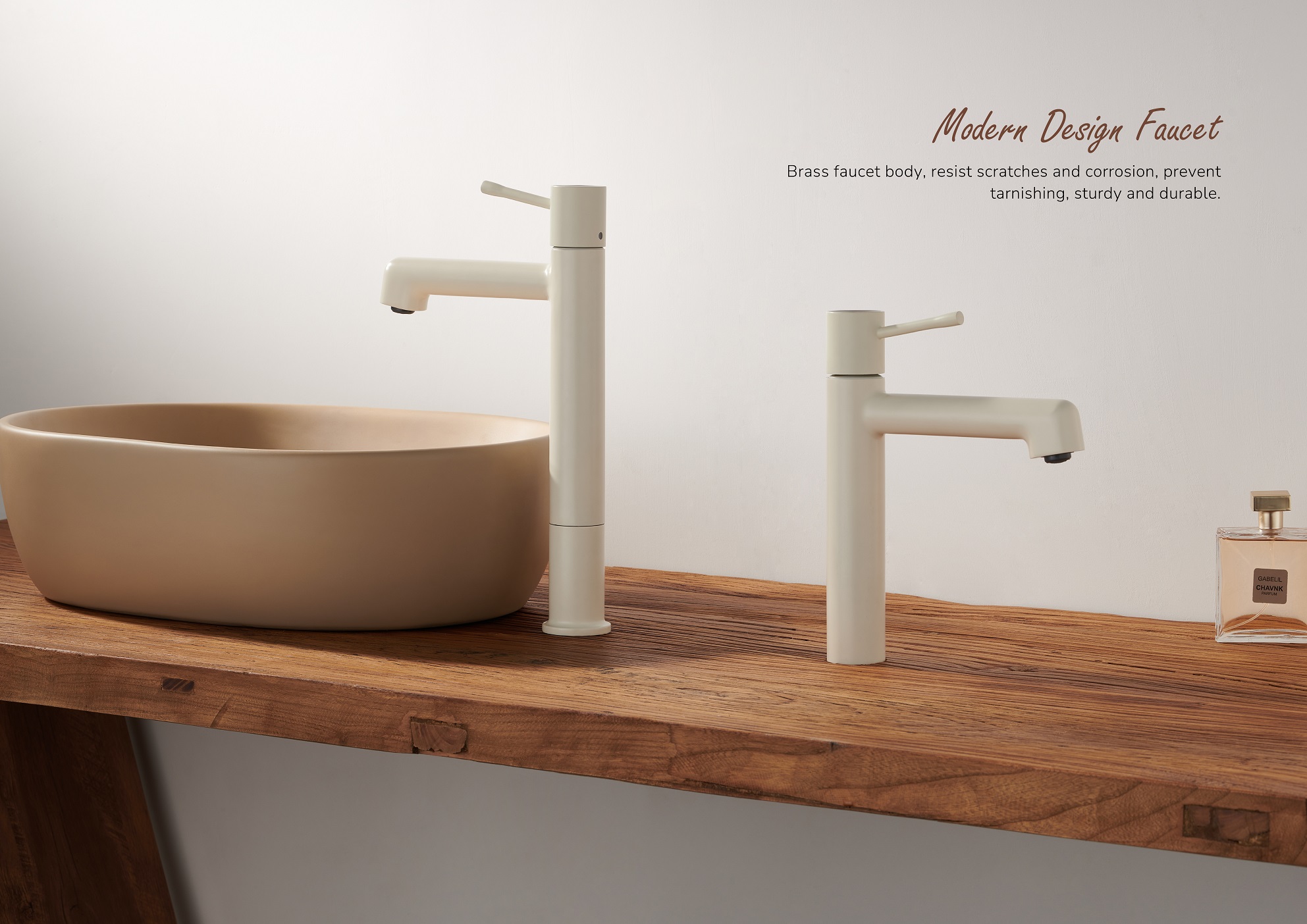 Torneira de banheiro branca