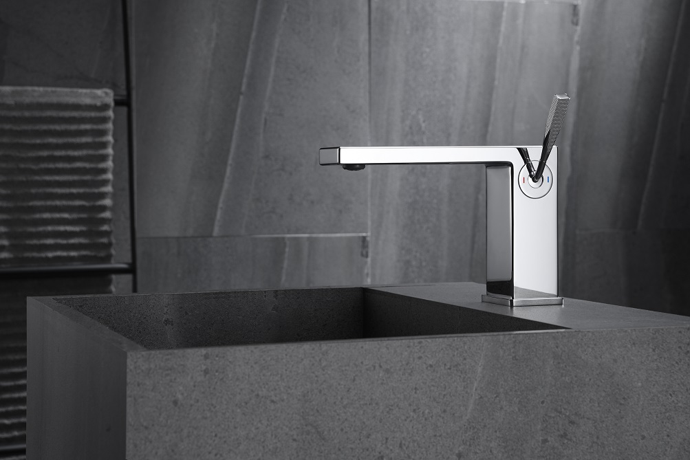 torneiras de pias de banheiro