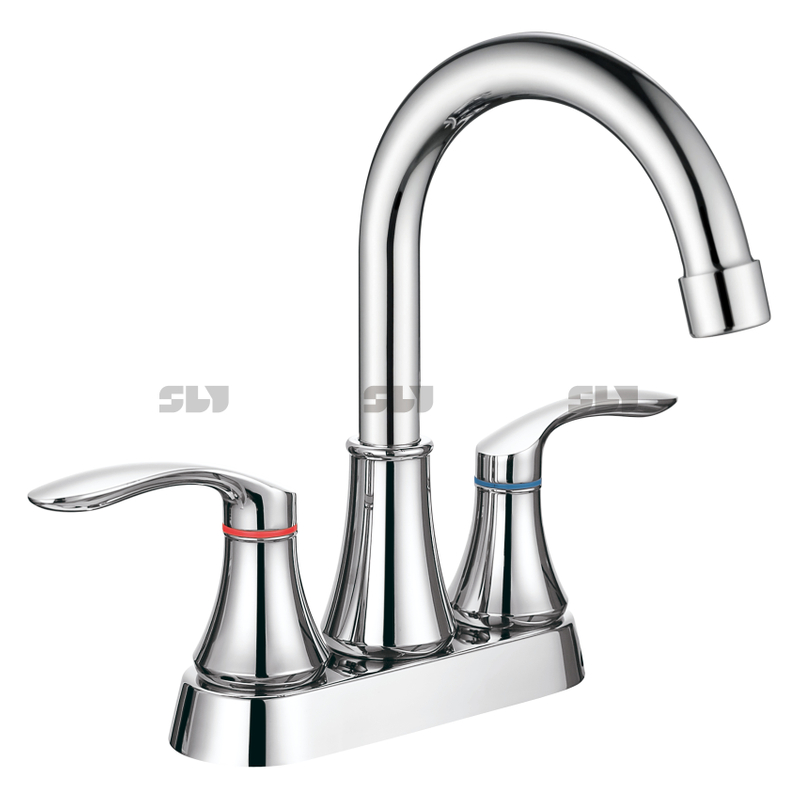 Sly dual two manipulando uma torneira de banheiro de cupc hanitaria