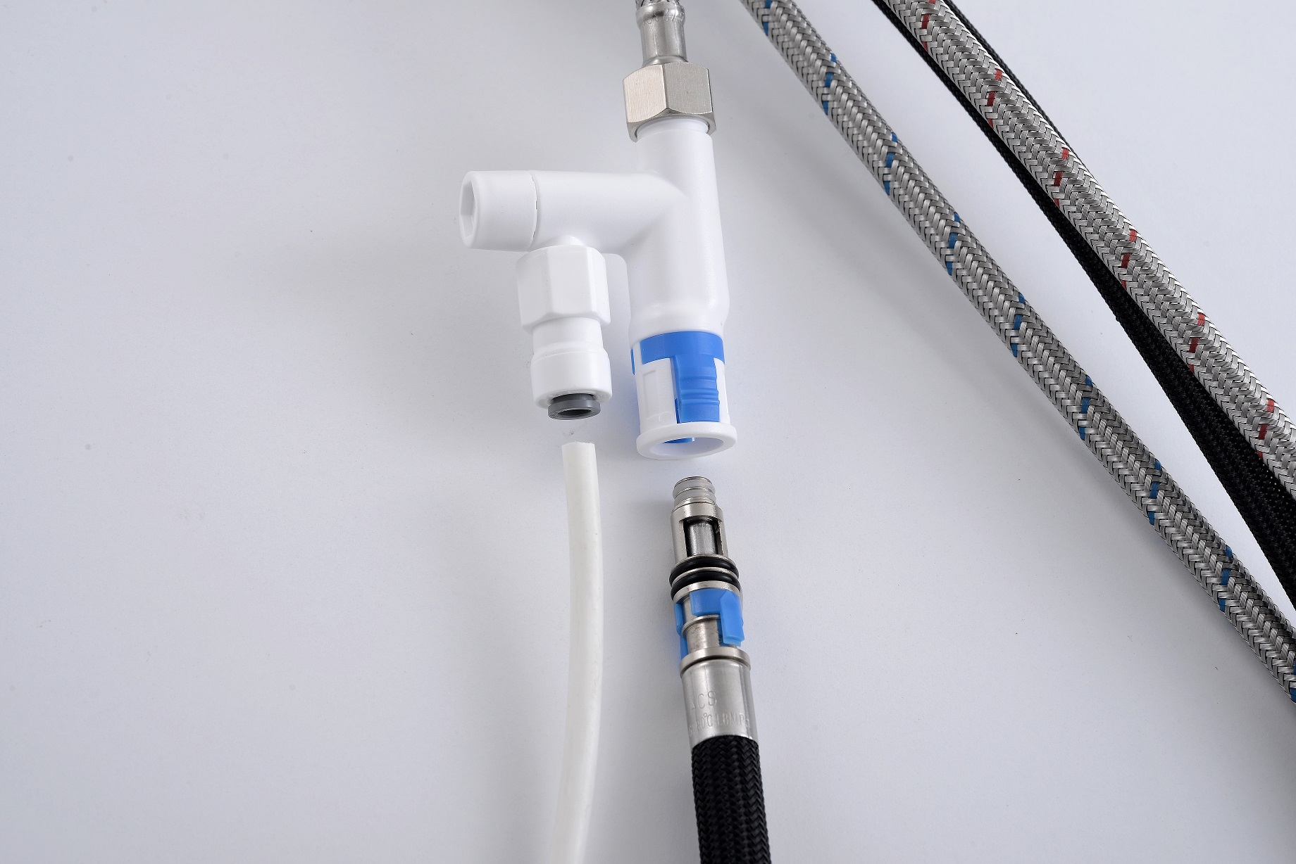 torneiras de cozinha padr&atilde;o americano